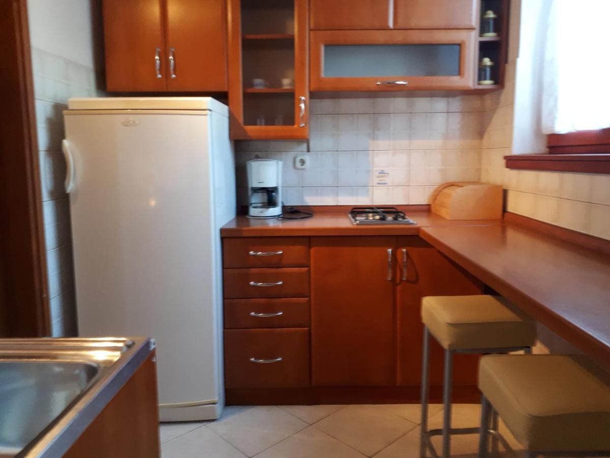 شقة Apartman Studio Victoria بولا المظهر الخارجي الصورة